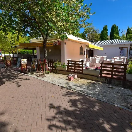 アパート Benal Superb Front 1 Bedroom Apartment, Sleeps 5