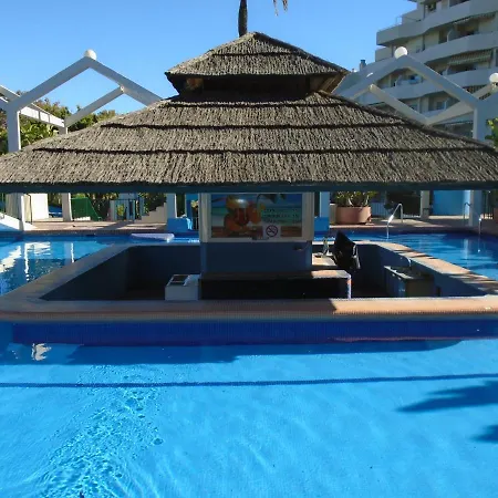 شقة Benal Superb Front 1 Bedroom Apartment, Sleeps 5